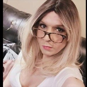 Meet your Posher, Erika